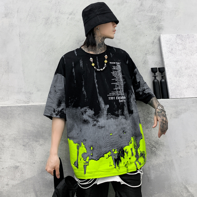 t shirt 2021 summer short sleeve men's trend gradual change half loose quarter tie dye, White;black
t shirt 2021 summer short sleeve men's trend gradual change half loose quarter tie dye, White;black