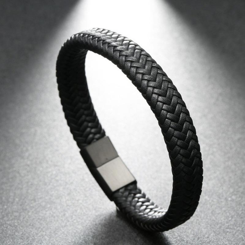 Bangle Woven Leather Bracelet Handmade Black Stainless Steel Magnetic Buckle Men Wrist Strap Gift
Bangle Woven Leather Bracelet Handmade Black Stainless Steel Magnetic Buckle Men Wrist Strap Gift