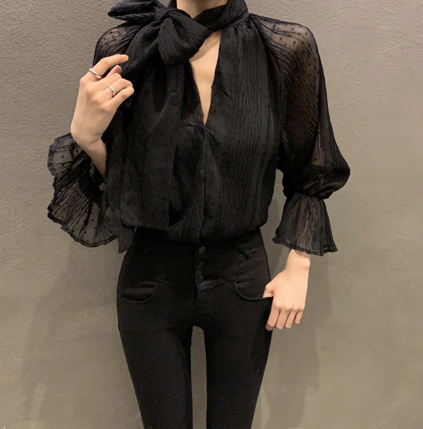 Stylish Gentle Tops Chiffon Flare Sleeves Office Lady Feminine Elegant Women Chic Blouses Sweet Loose Shirts 210421