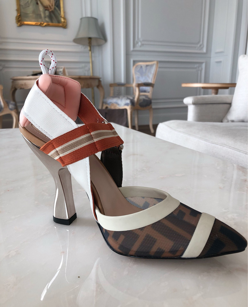 2021 fashion High Heels Shoes Designer Women Pointed Toe Low Heel Shoess Woman Gladiaor Sandals Lady Brand Design Mesh womens Shoe with box size 35-41 -BB311, Picture color
2021 fashion High Heels Shoes Designer Women Pointed Toe Low Heel Shoess Woman Gladiaor Sandals Lady Brand Design Mesh womens Shoe with box size 35-41 -BB311, Picture color