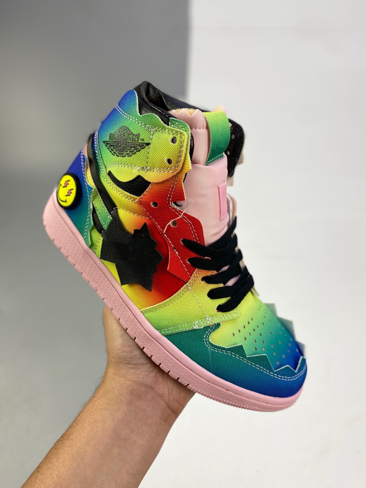 Jumpman 1 Basketball Shoes Top quality athletic shoes running shoe for men and women sports Clash colors high winter, Box
Jumpman 1 Basketball Shoes Top quality athletic shoes running shoe for men and women sports Clash colors high winter, Box