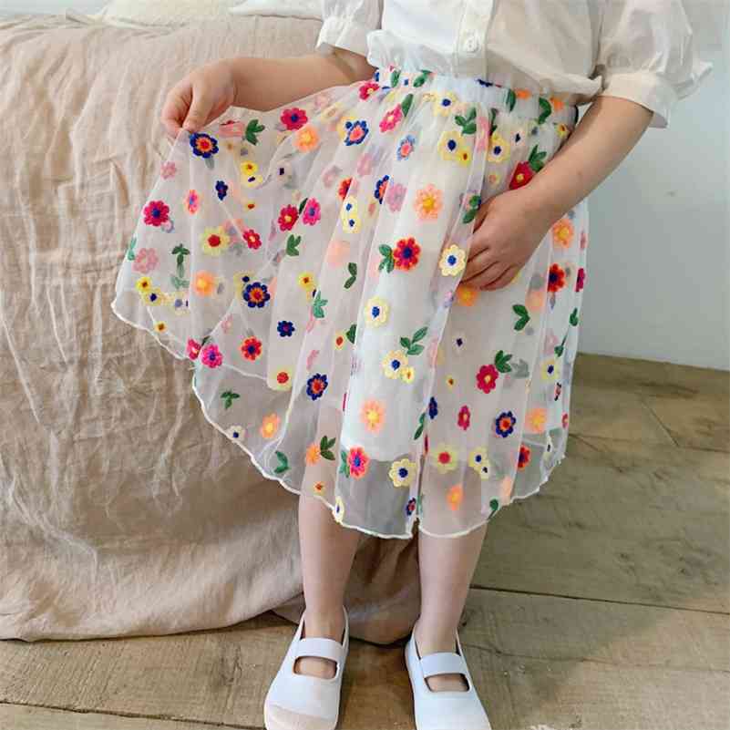 Summer fashion girls flower 3D embroidery mesh skirts baby girl cute princess skirt 210708, White
Summer fashion girls flower 3D embroidery mesh skirts baby girl cute princess skirt 210708, White