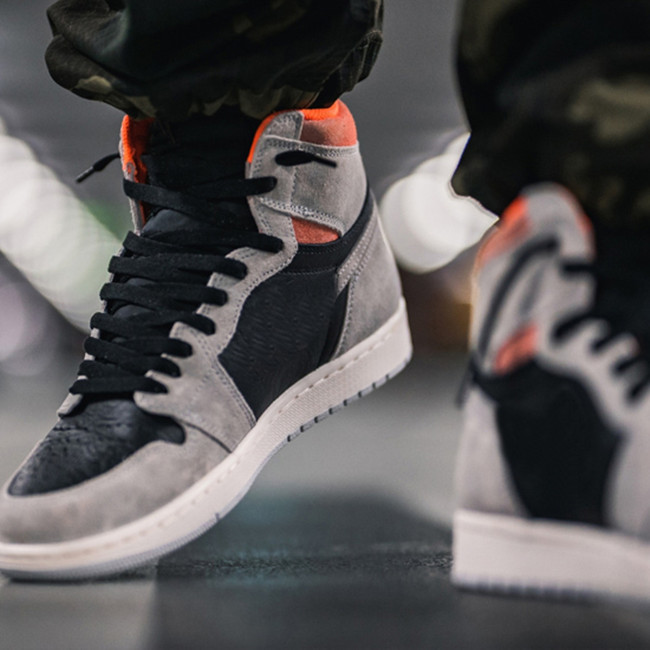 Jumpman 1 Retro High Shoes Neutral Crimson 555088 018 Grey Black Hyper Crims Big Size Gym Mens Schoenen Goodgoodsneakers Fashion_clubs Des
Jumpman 1 Retro High Shoes Neutral Crimson 555088 018 Grey Black Hyper Crims Big Size Gym Mens Schoenen Goodgoodsneakers Fashion_clubs Des