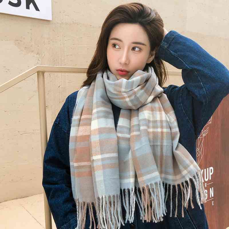 New cashmere like plaid scarf for women's Korean fashion autumn and winter new warm shawl neck
New cashmere like plaid scarf for women's Korean fashion autumn and winter new warm shawl neck