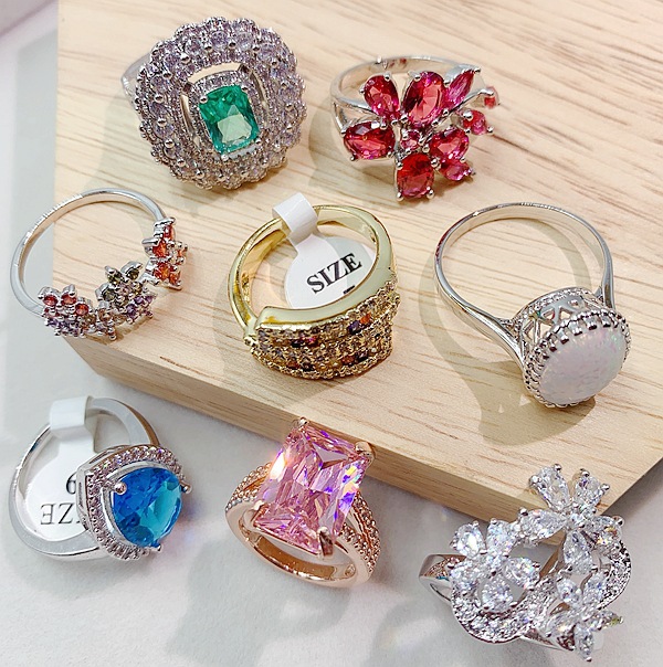 Micro Inlaid Semi-Precious Stone Ring Colored Zirconium Rings Real Gold Plated Without Fading Fashion Vintage Gems Female