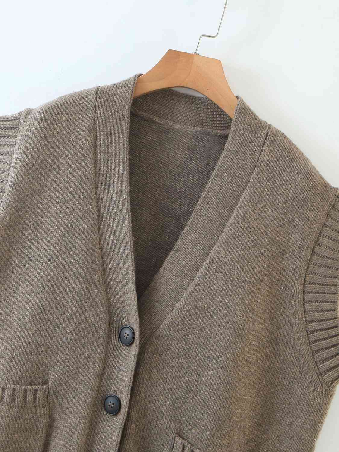 Autumn Vintage Khaki Sleeveless Knitted Cardigan Women Korean Clothing Loose Pocket V Neck Sweater Vest Boyfriend Style Knitwear 210429