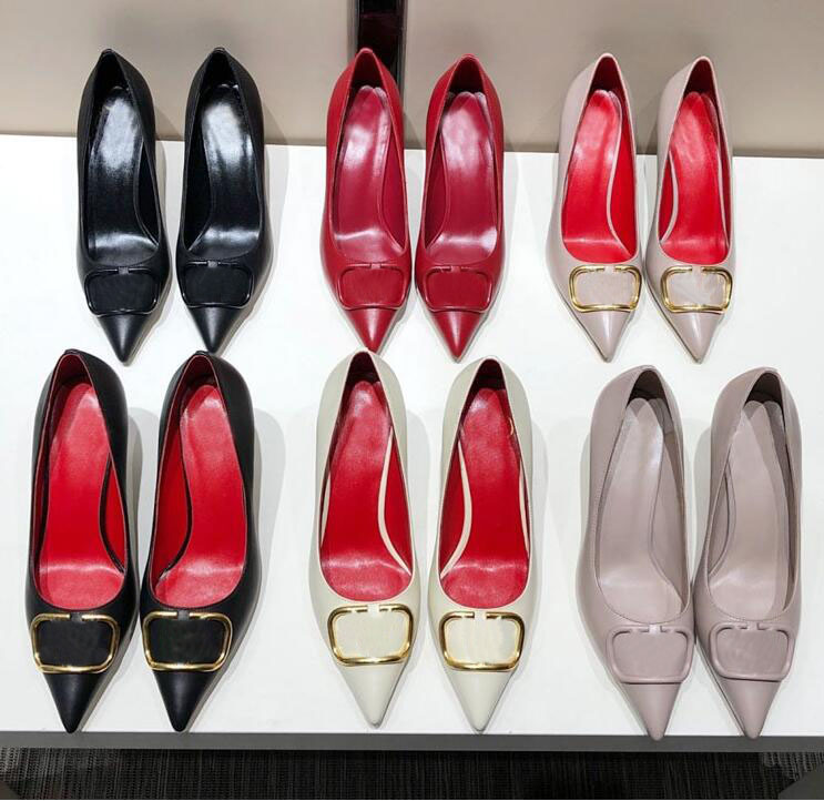 2020 New Spring Women Pointed Toe Shoes High Heel Brand Genuine Leather Metal V-button Black Shallow Mouth Wedding Shoes Big Size 44
2020 New Spring Women Pointed Toe Shoes High Heel Brand Genuine Leather Metal V-button Black Shallow Mouth Wedding Shoes Big Size 44