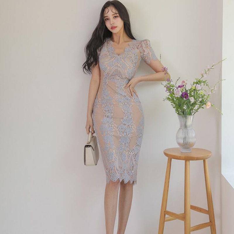ZAWFL Sexy Hollow Out Lace Pencil Dress Women Summer V-neck Sheath Bodycon Dresses Casual Evening Party Club Vestidos 210525, Picture color
ZAWFL Sexy Hollow Out Lace Pencil Dress Women Summer V-neck Sheath Bodycon Dresses Casual Evening Party Club Vestidos 210525, Picture color
