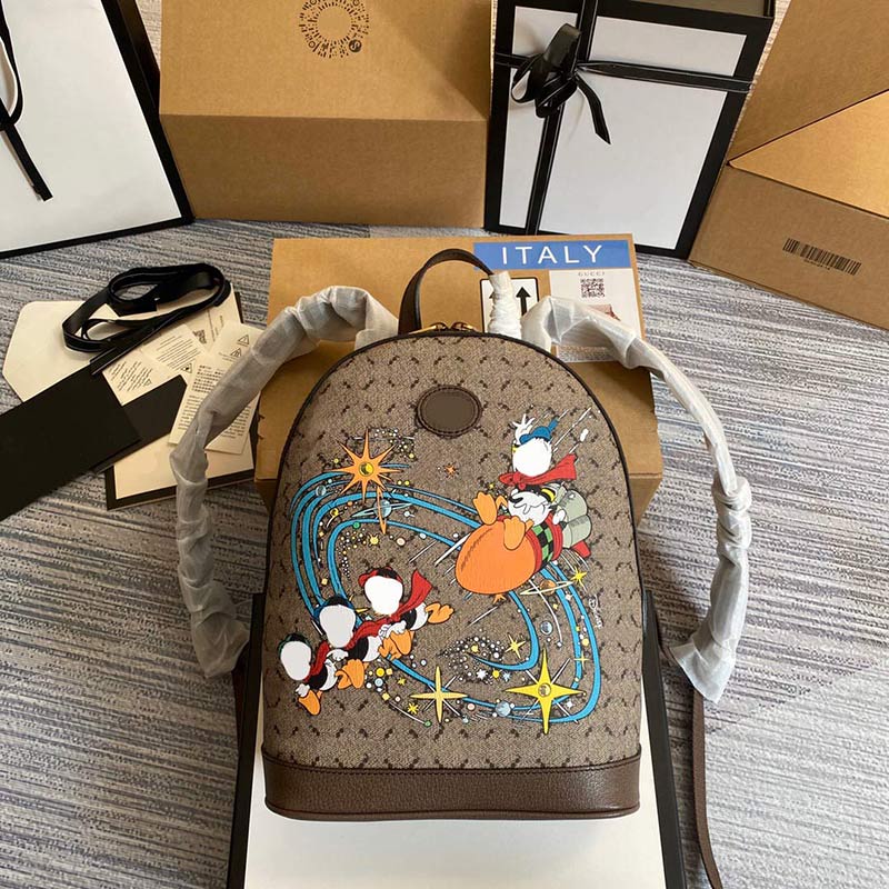 Top Quality Classic 2021 Luxury Designer Backpack style real leather shoulder Bags backpacks womens totes handbags size 22.x29x12cm
Top Quality Classic 2021 Luxury Designer Backpack style real leather shoulder Bags backpacks womens totes handbags size 22.x29x12cm