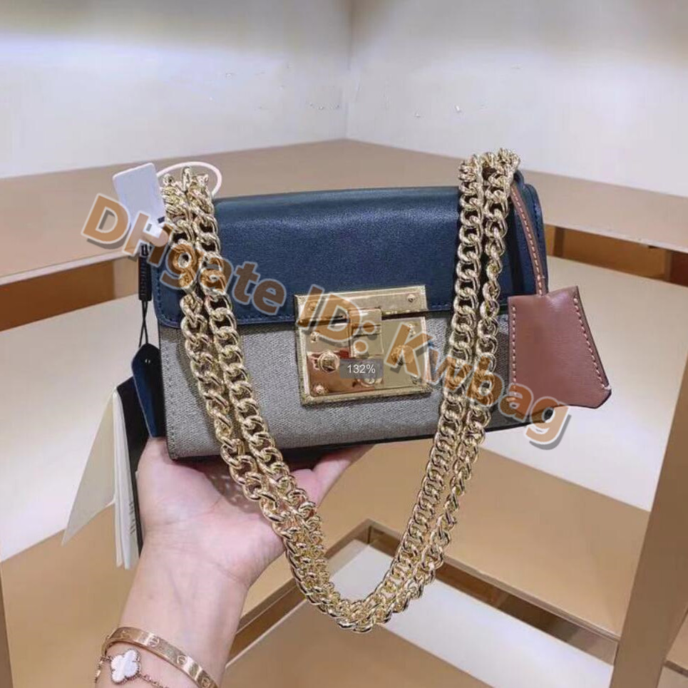 2021 Luxurys Designers Bags Shoulder Vintage Bag messenger Handbags high quality Women Cross Body handbag Fashion Flap Chains Mini Wallet marmont Purse pocket, No bags
2021 Luxurys Designers Bags Shoulder Vintage Bag messenger Handbags high quality Women Cross Body handbag Fashion Flap Chains Mini Wallet marmont Purse pocket, No bags
