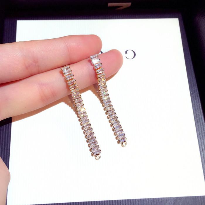Dangle & Chandelier Fashion Tassel Zirconia Crystal Long Drop Earrings For Women Shiny CZ Stone Bridal Wedding Jewelry
Dangle & Chandelier Fashion Tassel Zirconia Crystal Long Drop Earrings For Women Shiny CZ Stone Bridal Wedding Jewelry