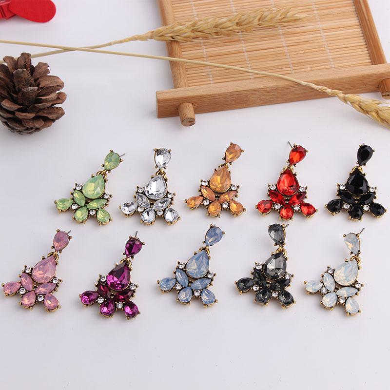 Dangle & Chandelier LUBOV Multiple Crystal Acrylic Stone Drop Earrings Rhinestone Decoration Piercing Colorful Women Christmas Jewelry
Dangle & Chandelier LUBOV Multiple Crystal Acrylic Stone Drop Earrings Rhinestone Decoration Piercing Colorful Women Christmas Jewelry