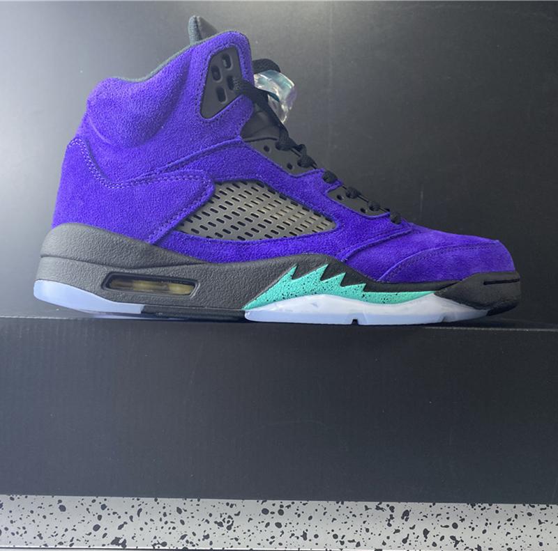 Air 5 Alternate Grape Ice 136027-500 5s V Women Men Sports Casual Shoes Sneakers Top Quality Trainers With Original Box, Black;white
Air 5 Alternate Grape Ice 136027-500 5s V Women Men Sports Casual Shoes Sneakers Top Quality Trainers With Original Box, Black;white