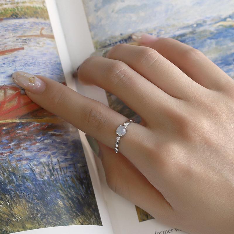 Vintage Natural White Agate Stone Real 925 Sterling Silver Band Rings For Women Trendy Open Ring Female Fine Jewelry YRI185 Cluster
Vintage Natural White Agate Stone Real 925 Sterling Silver Band Rings For Women Trendy Open Ring Female Fine Jewelry YRI185 Cluster