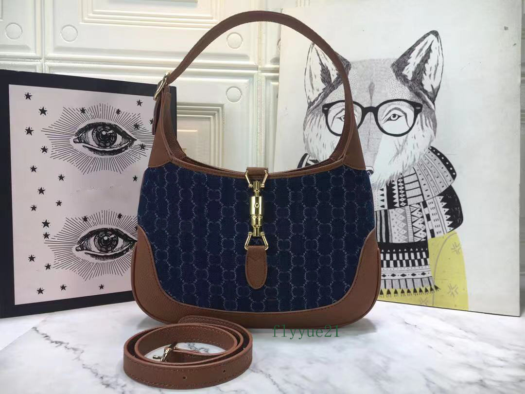 high quality women handbag classic shoulder bag brand Letter print Clutch bags ladies leather with denim purse, Blue
high quality women handbag classic shoulder bag brand Letter print Clutch bags ladies leather with denim purse, Blue