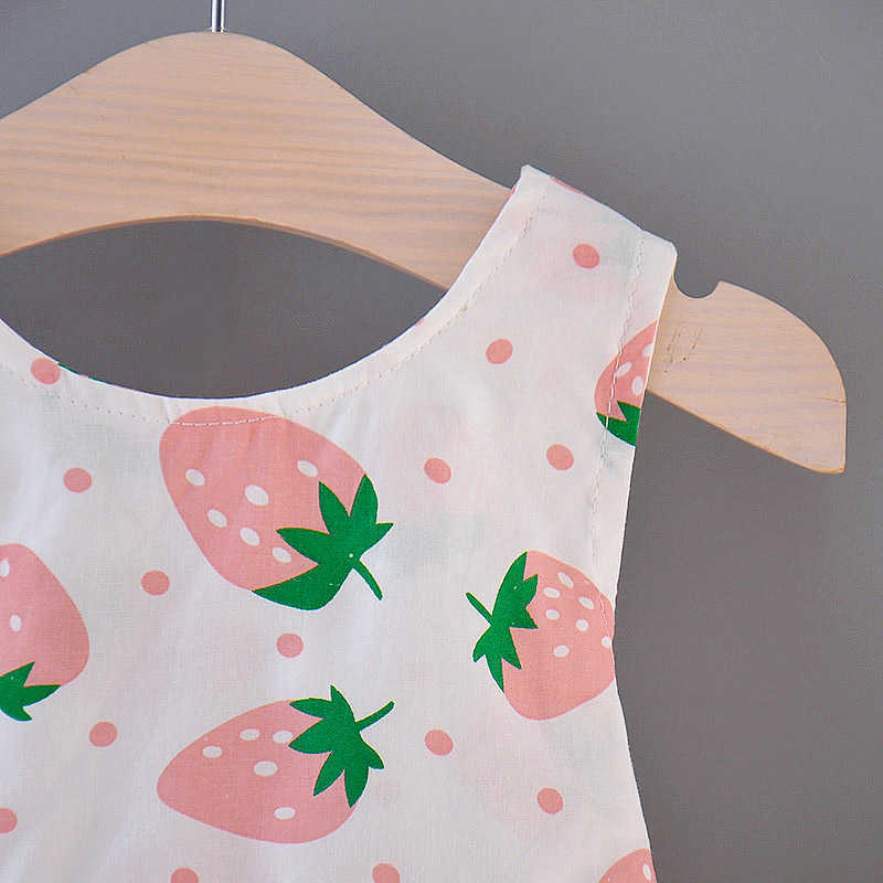 Baby Strawberry Print Dresses with Hat Set 210528