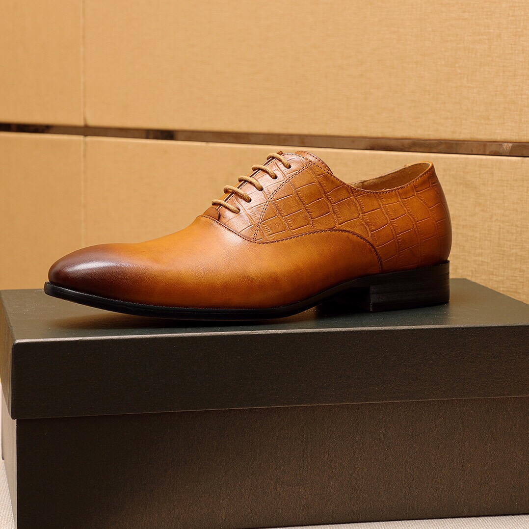 New High Quality 2021 Men Formal Business Brogue Shoes Men's Crocodile Brand Dress Shoes Male Casual Genuine Leather Wedding Party Loafers Size 38-45, Black
New High Quality 2021 Men Formal Business Brogue Shoes Men's Crocodile Brand Dress Shoes Male Casual Genuine Leather Wedding Party Loafers Size 38-45, Black
