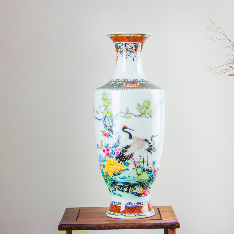 Classic Traditional Chinese Antique Jingdezhen Porcelain Flower Vase For Home Office Decor
Classic Traditional Chinese Antique Jingdezhen Porcelain Flower Vase For Home Office Decor