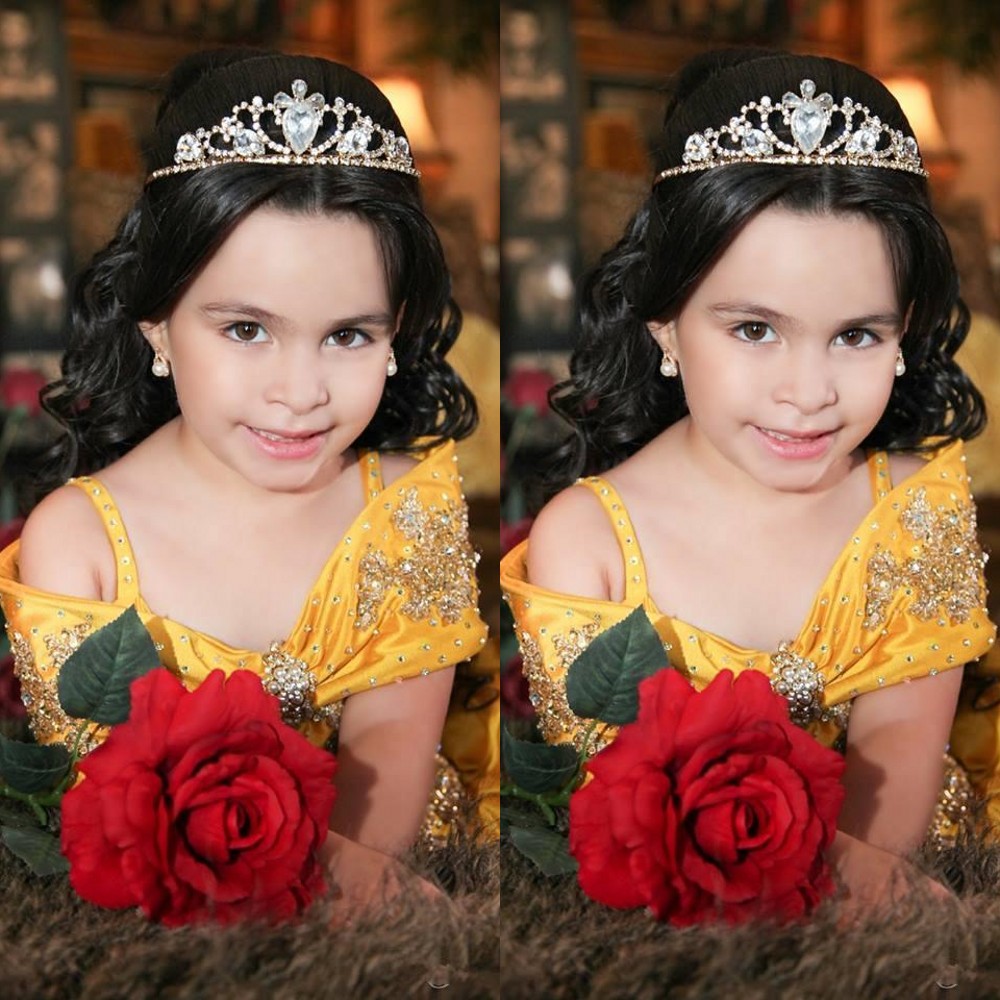 2021 Yellow Retro Princess Cute Flower Girls Dresses For Weddings Off Shoulder Crystal Beads Cascading Ruffles Birthday Children Girl Pageant Gowns