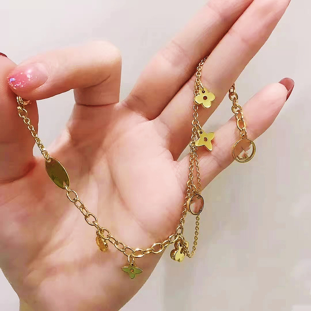 stainless steel letter gold cuban link chain necklace choker bracelet for women jewelry Hand catenary, Silver
stainless steel letter gold cuban link chain necklace choker bracelet for women jewelry Hand catenary, Silver