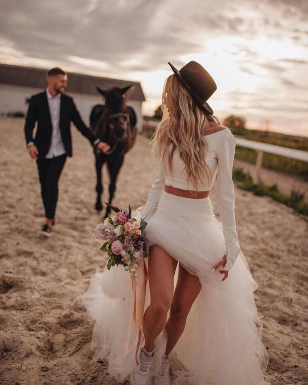 Bohemian Two Pieces Mermaid Wedding Dress 2021 Vintage Long Sleeve Bridal Gown O-Neck Simple Country Beach Bride Dresses Robe De Mariee