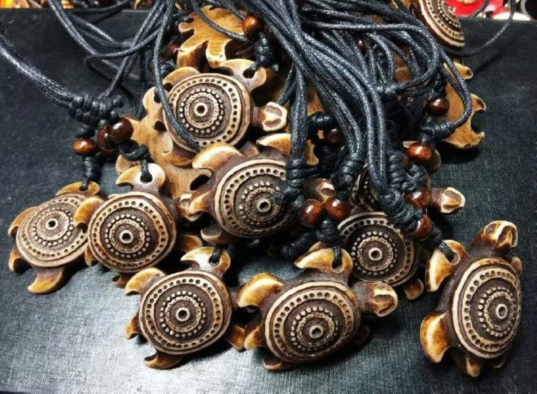 15 pcs Classic fashion trend necklace imitation yak bone carving personality turtle Hawaii Surfer personalized accessories Punk Jewelry, Silver 
15 pcs Classic fashion trend necklace imitation yak bone carving personality turtle Hawaii Surfer personalized accessories Punk Jewelry, Silver