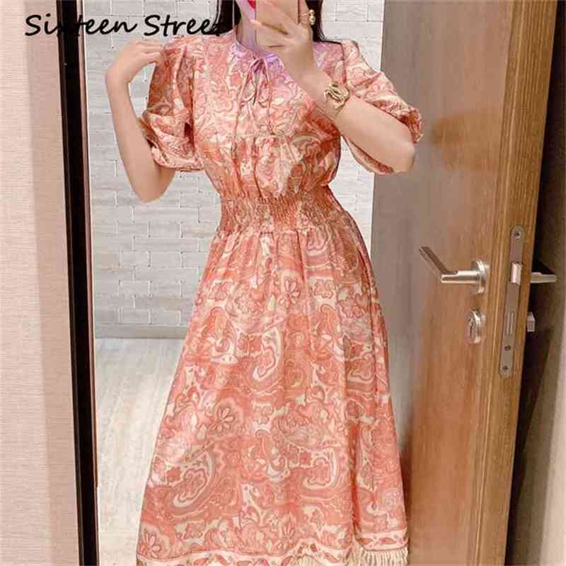 Vintage Printed Elastic Waist Dress For Woman V-neck Short Puff Sleeve Casual Fashion Vestidos Lady Tassel Female 210603
Vintage Printed Elastic Waist Dress For Woman V-neck Short Puff Sleeve Casual Fashion Vestidos Lady Tassel Female 210603