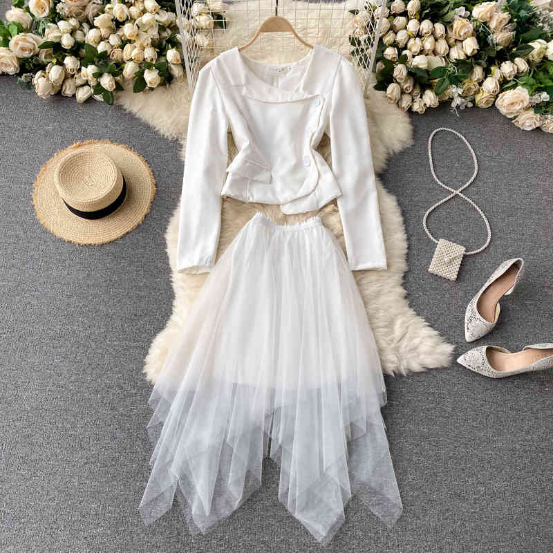 Women Two Piece Set Notched Collar Long Sleeve Short Coat Irregular Mesh Skirt Loose Fashion Spring Summer HR312 210525, White
Women Two Piece Set Notched Collar Long Sleeve Short Coat Irregular Mesh Skirt Loose Fashion Spring Summer HR312 210525, White