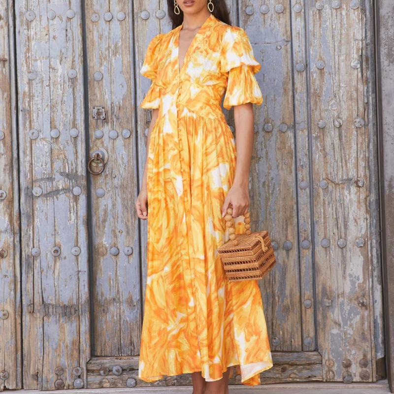 Women Dress V Neck Lantern Sleeve Printed Vintage es High Waist Large Hem Maxi es Retro Long Summer 210524