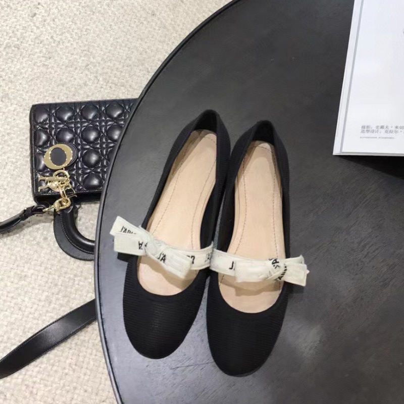 Bowties Mary Jane Strap ballet flats shoes women's Luxury Designers Brand loafers slip-on Bow Accents Semi-Pointed Toes flat Dress shoe for ladies factory footwear, Box+dust
Bowties Mary Jane Strap ballet flats shoes women's Luxury Designers Brand loafers slip-on Bow Accents Semi-Pointed Toes flat Dress shoe for ladies factory footwear, Box+dust