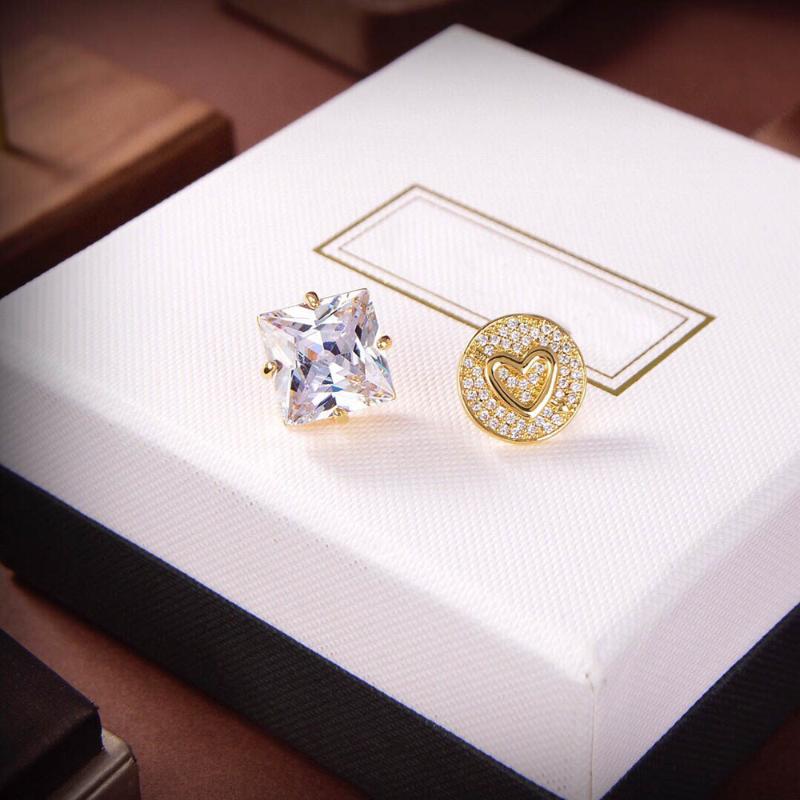 Stud 2022 Cute Big Stone Earrings For Women High Quality Fashion Crystal Heart Party Fine Bijoux, Golden;silver
Stud 2022 Cute Big Stone Earrings For Women High Quality Fashion Crystal Heart Party Fine Bijoux, Golden;silver