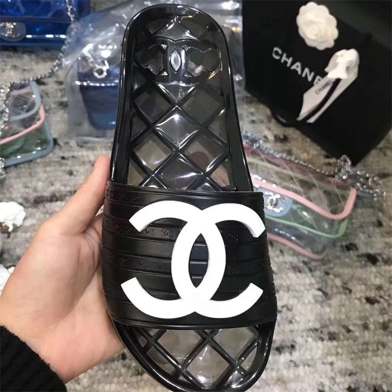 Designer Slipper women PVC Transparent Clear Sandals Flip flops Summer Beach Slides Sexy Jelly Flats Ladies Casual shoes, Socks
Designer Slipper women PVC Transparent Clear Sandals Flip flops Summer Beach Slides Sexy Jelly Flats Ladies Casual shoes, Socks