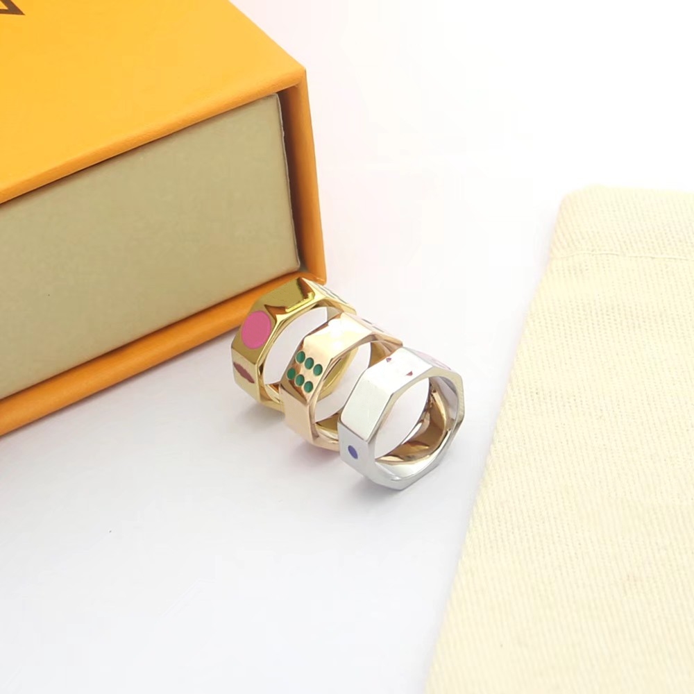 Designers Stainless Steel love Wedding dice band Ring for man women Engagement Rings men jewelry Gifts Fashion Accessories
Designers Stainless Steel love Wedding dice band Ring for man women Engagement Rings men jewelry Gifts Fashion Accessories