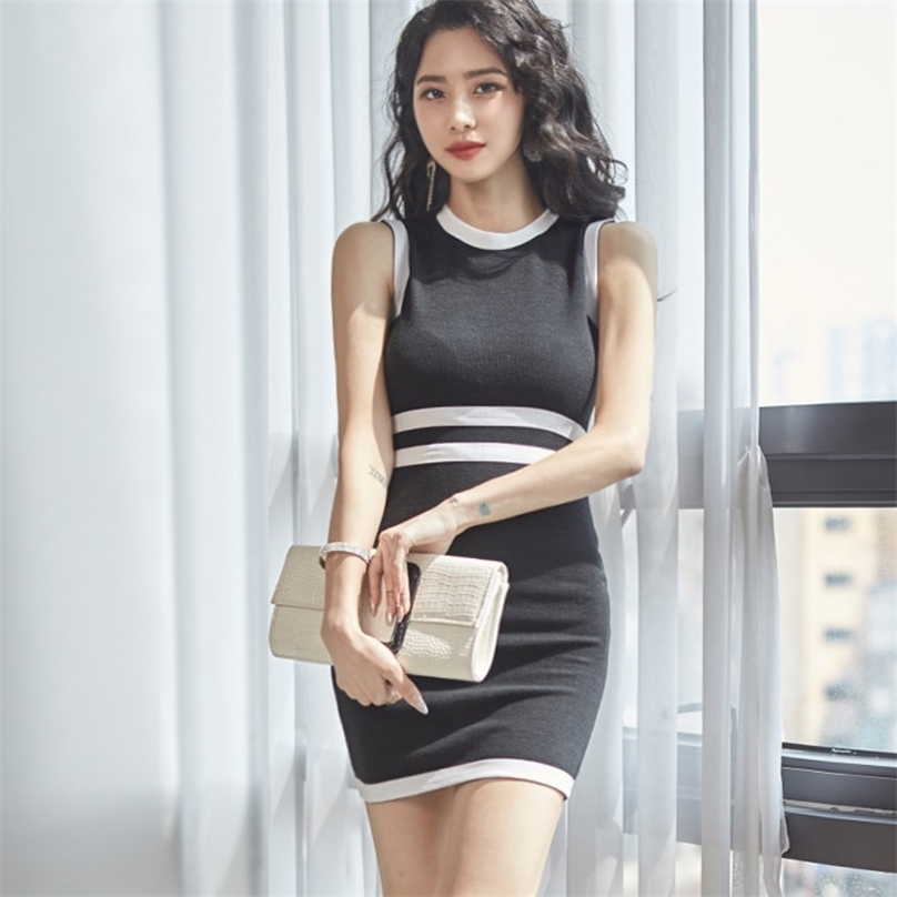 Knitted Dress for women Summer Sleeveless Crew neck Cotton sundress Sexy ladies Korea casual Mini Dresses 210602, Black
Knitted Dress for women Summer Sleeveless Crew neck Cotton sundress Sexy ladies Korea casual Mini Dresses 210602, Black