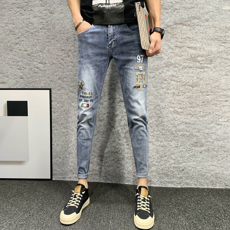 Men's Jeans Spring and summer men's Korean slim light-colored embroidery ripped jeans elastic casual feet pants long pencil VUMU, Blue
Men's Jeans Spring and summer men's Korean slim light-colored embroidery ripped jeans elastic casual feet pants long pencil VUMU, Blue