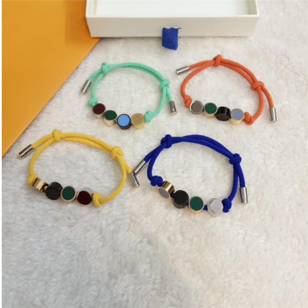 2021 Couples Unisex Bracelet Fashion Bracelets for Man Women Charm Jewelry Adjustable 8 Colors
2021 Couples Unisex Bracelet Fashion Bracelets for Man Women Charm Jewelry Adjustable 8 Colors