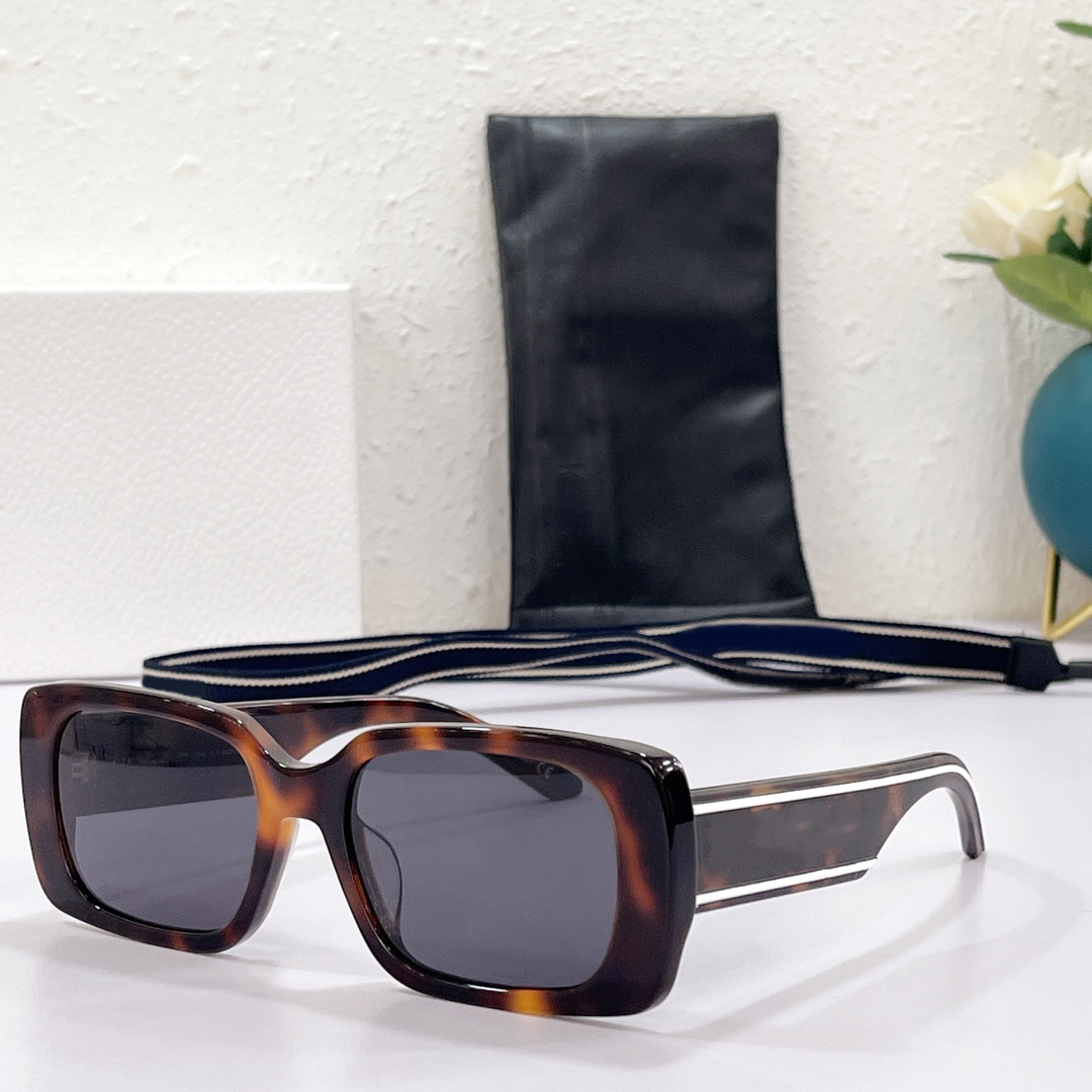 SUNGLASSES For Unisex Summer Wildr S2U Style Anti-Ultraviolet Retro Plate Square Full Frame Eyeglasses Random Box
SUNGLASSES For Unisex Summer Wildr S2U Style Anti-Ultraviolet Retro Plate Square Full Frame Eyeglasses Random Box