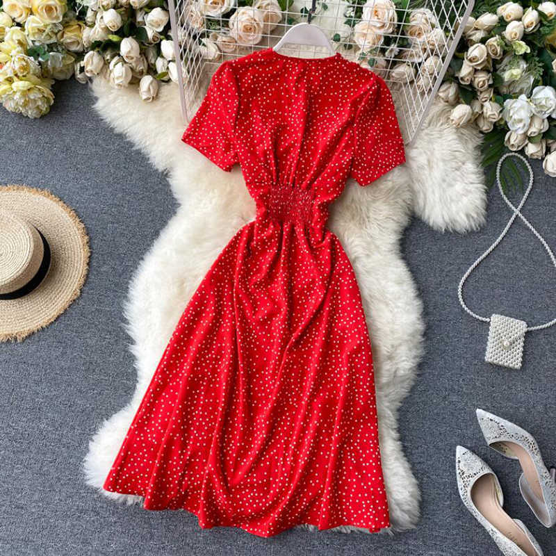 Vintage Polka dot print Chiffon Dress Women 2020 Summer V-neck Single-breasted Short sleeve Dresses Casual Vestidos Mujer Y0603, Red
Vintage Polka dot print Chiffon Dress Women 2020 Summer V-neck Single-breasted Short sleeve Dresses Casual Vestidos Mujer Y0603, Red