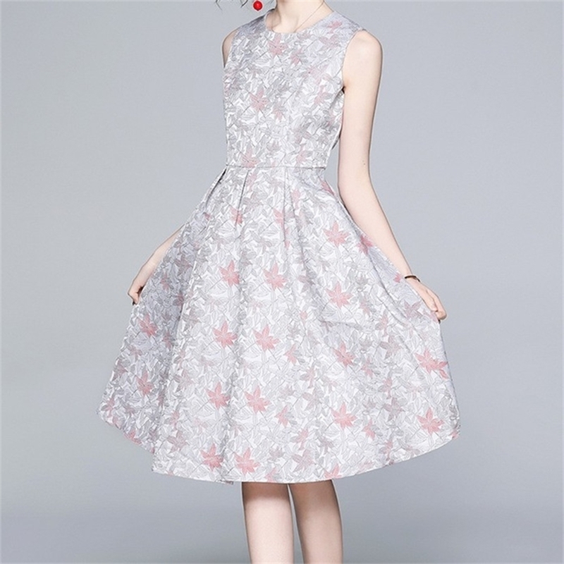 HIGH QUALITY Women's Sleeveless Elegant Bow Sashes Star Print Jacquard Dress Female Summer Office Tank 210603, Picture color
HIGH QUALITY Women's Sleeveless Elegant Bow Sashes Star Print Jacquard Dress Female Summer Office Tank 210603, Picture color