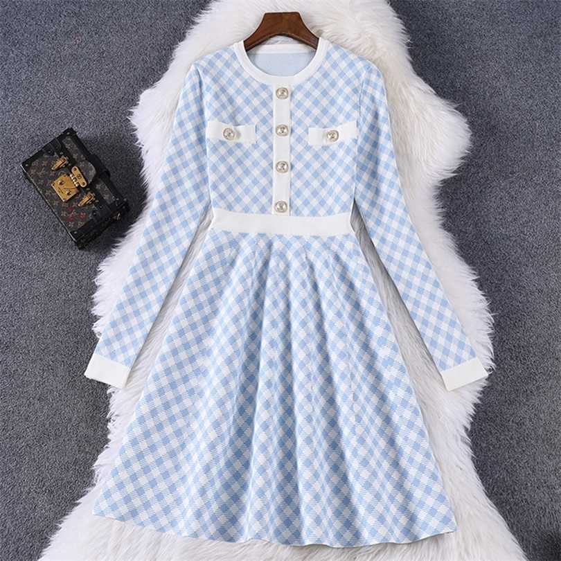 Spring Knitted Sweater Dres Button Up Korean Fashion Vintage Plaid Blue Black Mini Robe Femme Vestidos 211110
Spring Knitted Sweater Dres Button Up Korean Fashion Vintage Plaid Blue Black Mini Robe Femme Vestidos 211110
