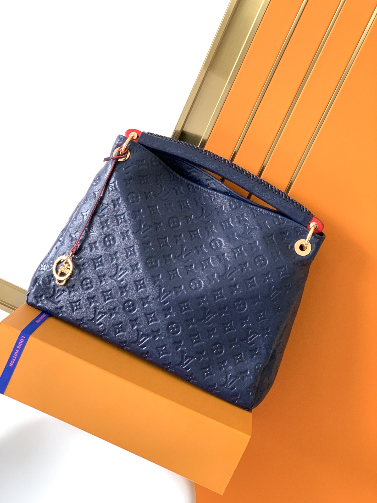 Louis Vuitton Hots sale Luxurys Designers Bags Womens Luxury Designer LV Bag 2021 NTHEGO Handbags Women shopping baging Backpacks Tote Multi Pochette Wallet Purses, Black embossing
Louis Vuitton Hots sale Luxurys Designers Bags Womens Luxury Designer LV Bag 2021 NTHEGO Handbags Women shopping baging Backpacks Tote Multi Pochette Wallet Purses, Black embossing