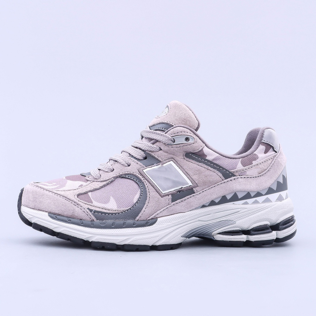 Wrestling shoes 2002R M2002RBG 3M BATHINGAPE ml2002r Designer suede leather Sea Salt black Apes Camo Grey Sneakers outdoor Rubber outsole Sports Trainer, 015 36-45
Wrestling shoes 2002R M2002RBG 3M BATHINGAPE ml2002r Designer suede leather Sea Salt black Apes Camo Grey Sneakers outdoor Rubber outsole Sports Trainer, 015 36-45