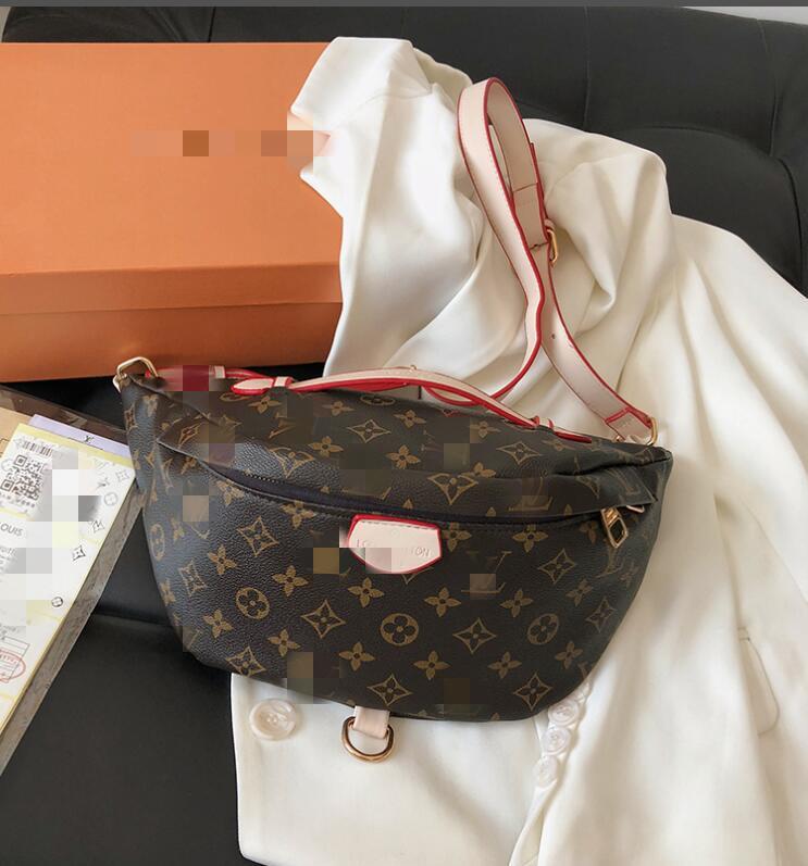 2021 LVLOUISVITTON bagVUTTON 1-23 Brand designer Newest Body Shoulder Bag Temperament Bumbag Cross Pack Bum Waist Bags6
2021 LVLOUISVITTON bagVUTTON 1-23 Brand designer Newest Body Shoulder Bag Temperament Bumbag Cross Pack Bum Waist Bags6