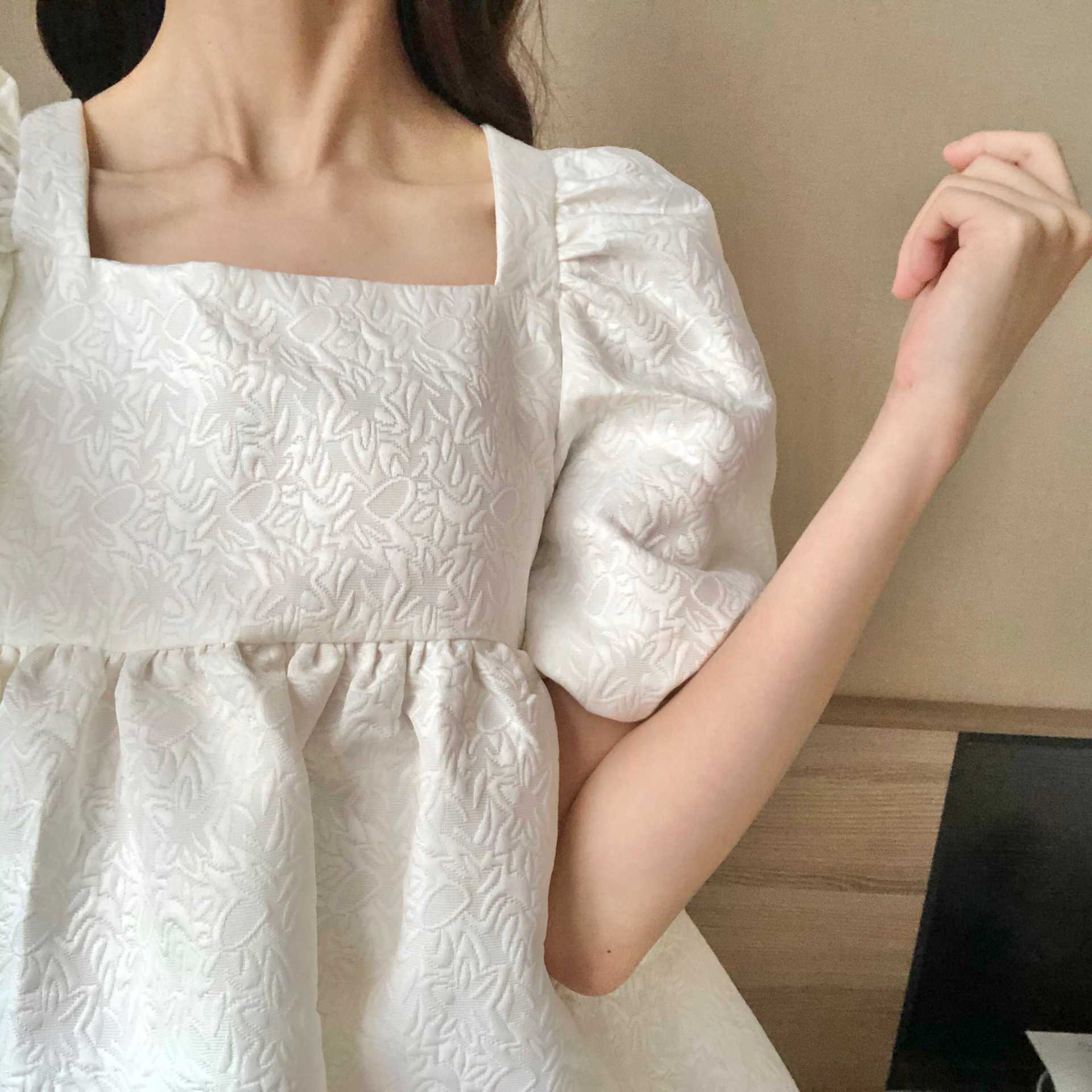 Spring and Summer Korean Casual Fashion Solid Color Square Collar Dress Elegant OL Style Puff Sleeve Women's 210615, White
Spring and Summer Korean Casual Fashion Solid Color Square Collar Dress Elegant OL Style Puff Sleeve Women's 210615, White