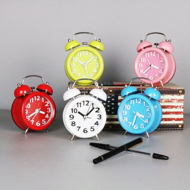 metal creative small night light mechanical ringing three-dimensional digital bedside alarm clock for children and students
metal creative small night light mechanical ringing three-dimensional digital bedside alarm clock for children and students
