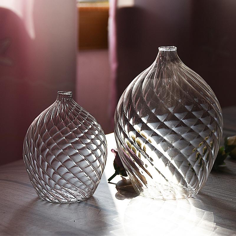 Creative Home Decor Small Cone-Shaped Vase Transparent Glass Flower Vases For Dried Bottle Bar Restaurant Decoration