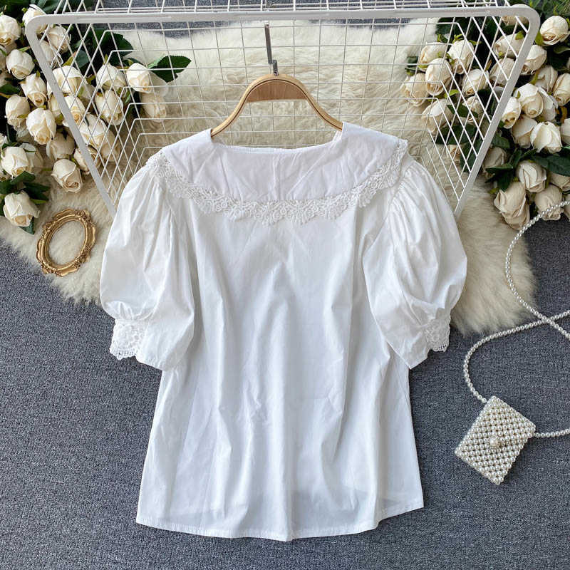Korean Fashion Sweet Flowers Embroidery Shirt Women Summer Puff Short Sleeve Chic Top Single Breasted Casual Blouses 210603