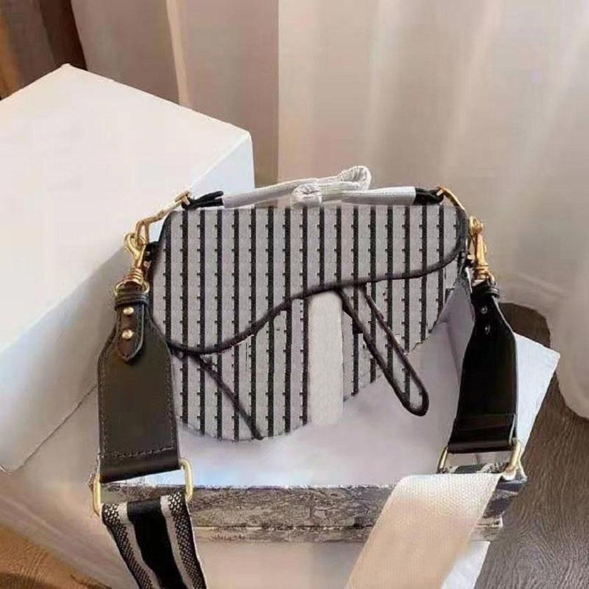 saling classic high quality designer luxury handbags purse highs qualitys saddle bags wave ladies chain shoulder Crossbody bag
saling classic high quality designer luxury handbags purse highs qualitys saddle bags wave ladies chain shoulder Crossbody bag
