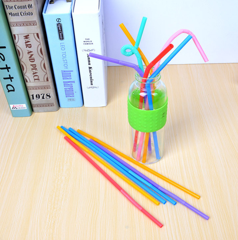The latest color art straws disposable shape juice drinks, one set = 100 packs can be bent, made of food-grade materials Free shipping