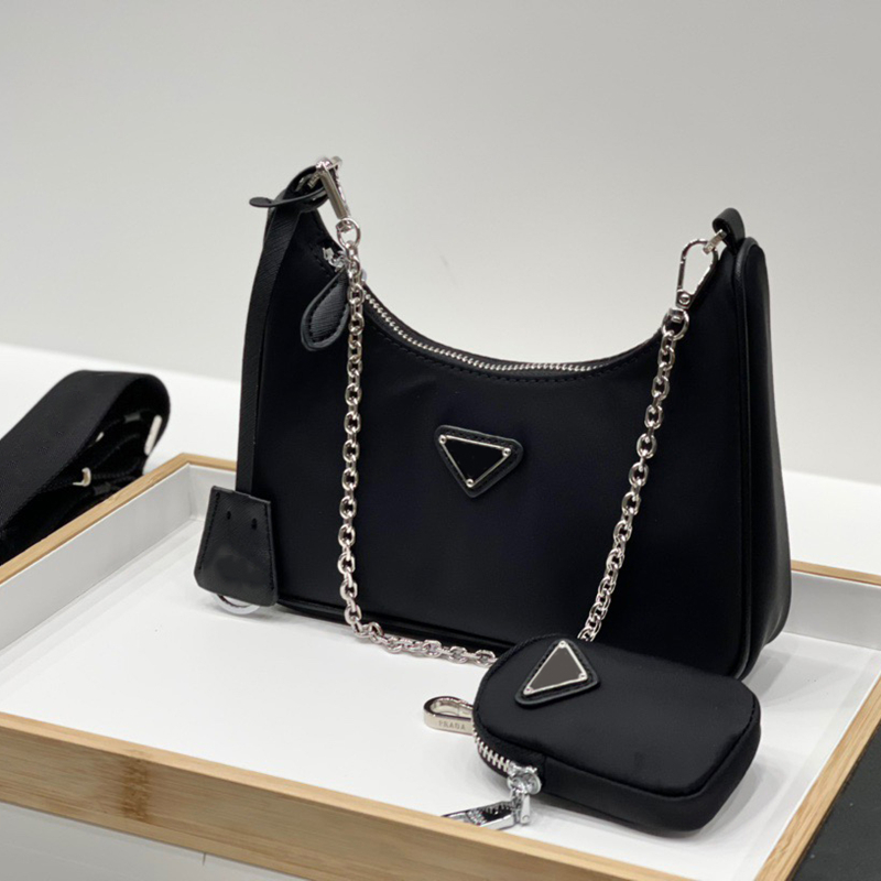 nylon bag Luxury designers Cross Body bags shoulder women classics crossbody high quality black hobo for fashion Re-Edition2005 tote handbags Purses wallets, With logo
nylon bag Luxury designers Cross Body bags shoulder women classics crossbody high quality black hobo for fashion Re-Edition2005 tote handbags Purses wallets, With logo